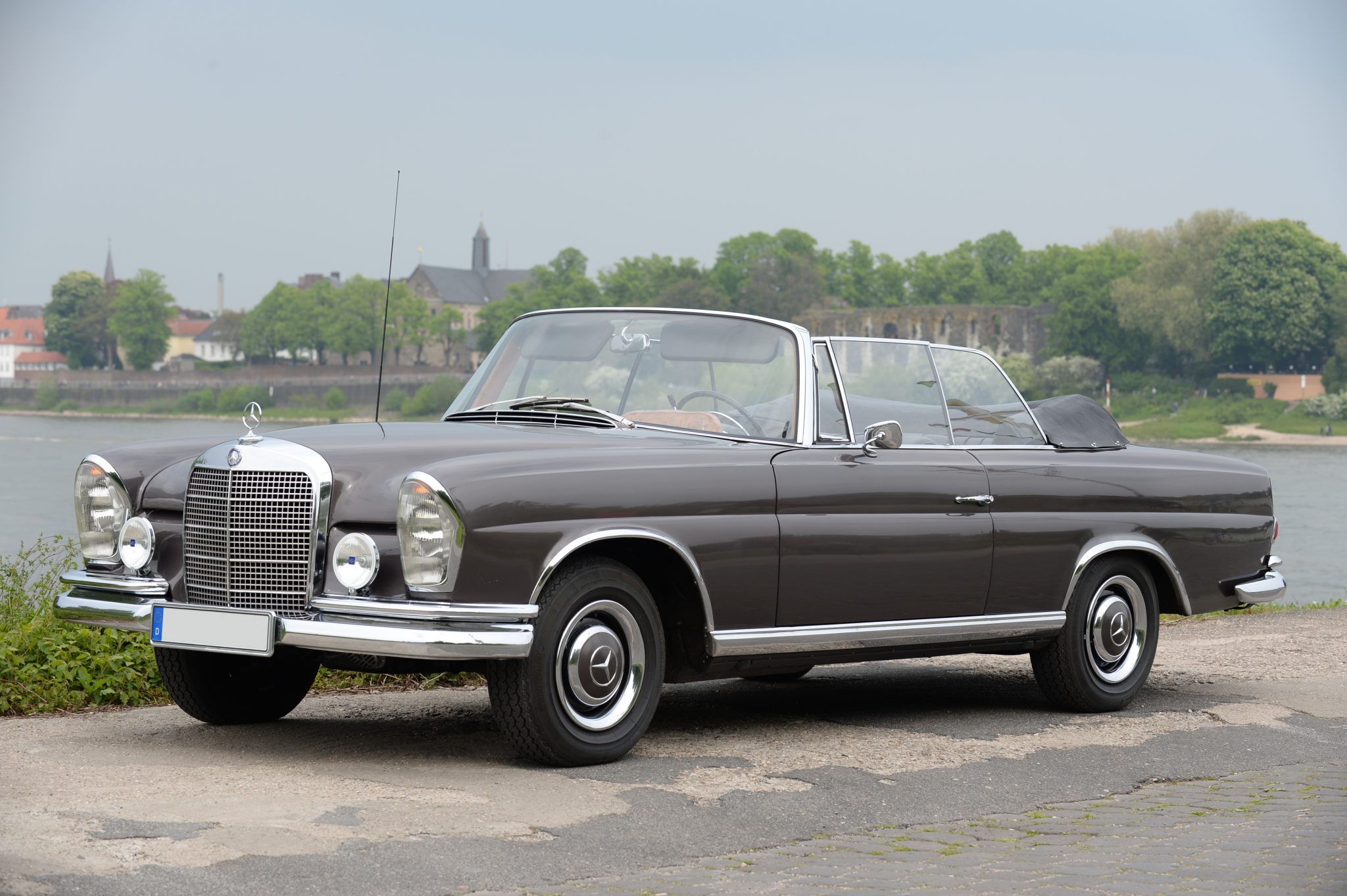 Mercedes Benz 220 SEb Cabriolet Bj 1964 Oldtimer Days